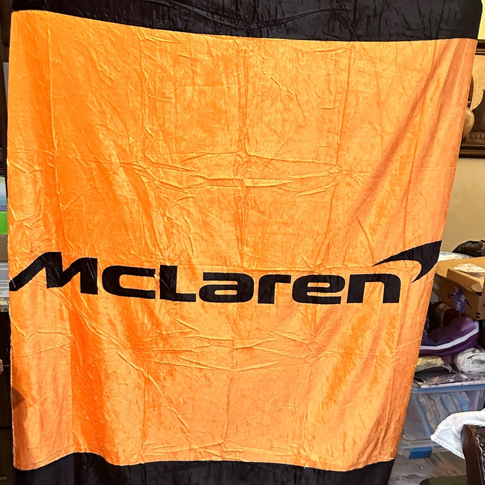 Mclaren blanket